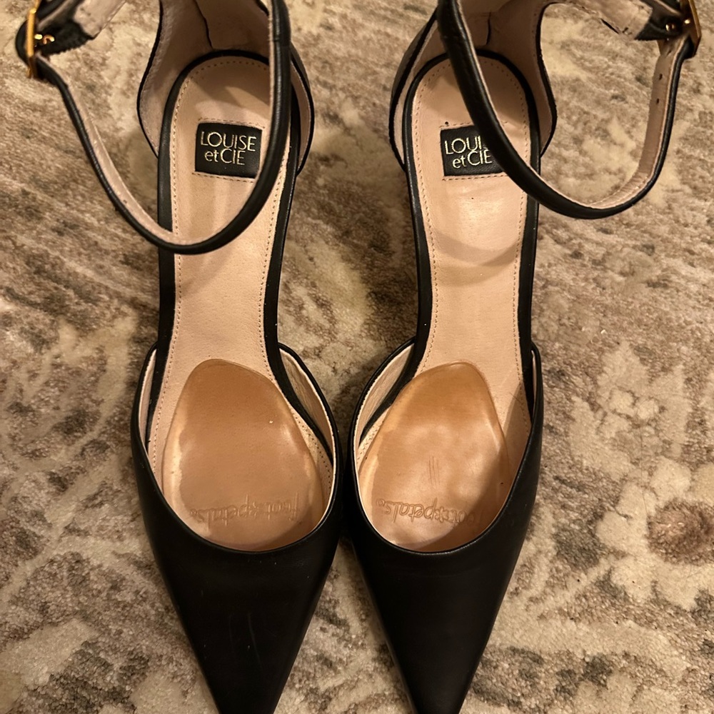 Louise et Cie Black Ankle Strap 3inch Heels. Worn once